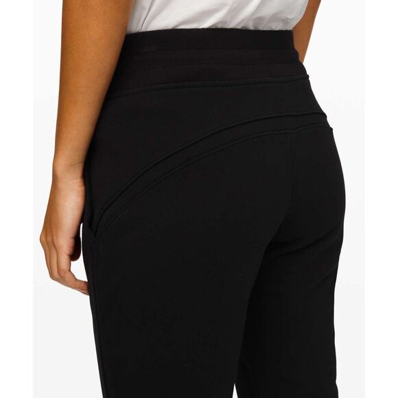 Lululemon Warm Down Jogger II 28" Black SIZE 6 - Picture 2 of 8